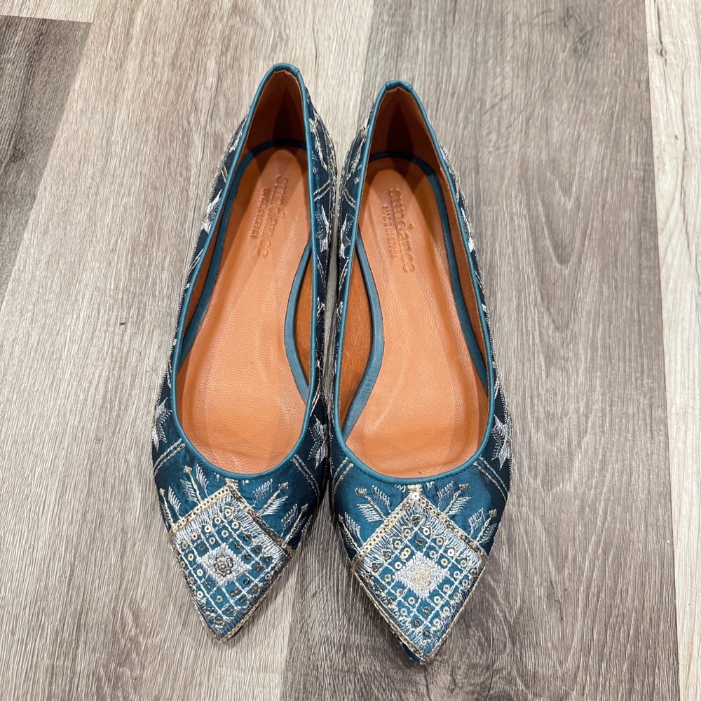 Sundance Amalia Embroidered Flats Womens 39 Point Toe Blue Sequined Cocktail - Picture 2 of 7